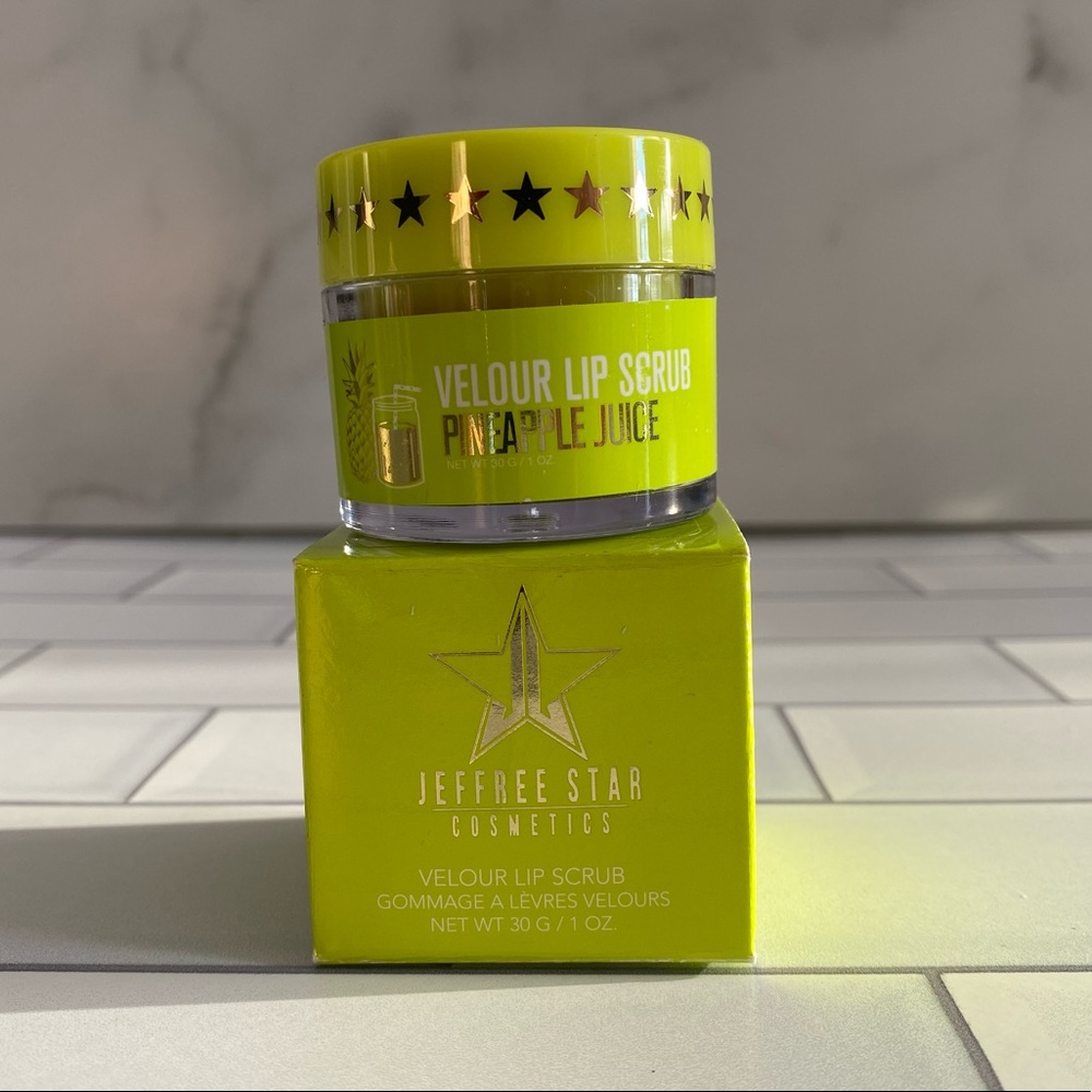 Jeffree Star Velour Lip Scrub Pineapple Juice
